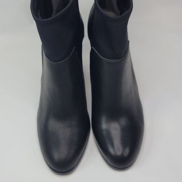 Adrienne Vittadini Leather Ratti Stretch Booties, Black, Like New, Size 11 - Picture 4 of 9